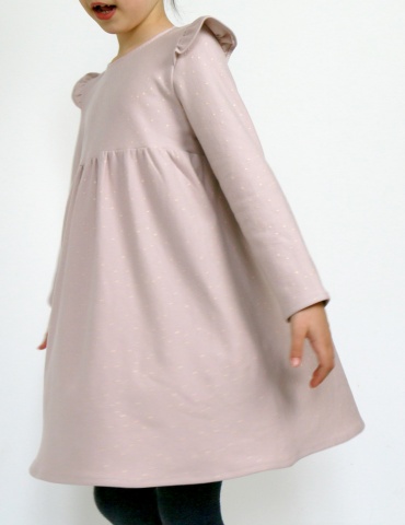 Robe Bouton d’or manches longues en sweat Twinkle rose Atelier Brunette, vue de 3/4 face