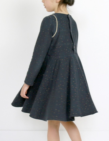 Patron robe qui tourne fille outlet