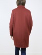 patron de couture Manteau Merci dans lainage Bordeaux Pretty Mercerie, version boutonnée froufrou de poche, vue de dos