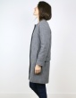 patron de couture Manteau Merci dans lainage girs, version zippée et dos fantaisie, vue de profil
