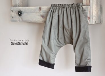 Pantalon de bébé réversible